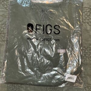 NWT Figs scrub set